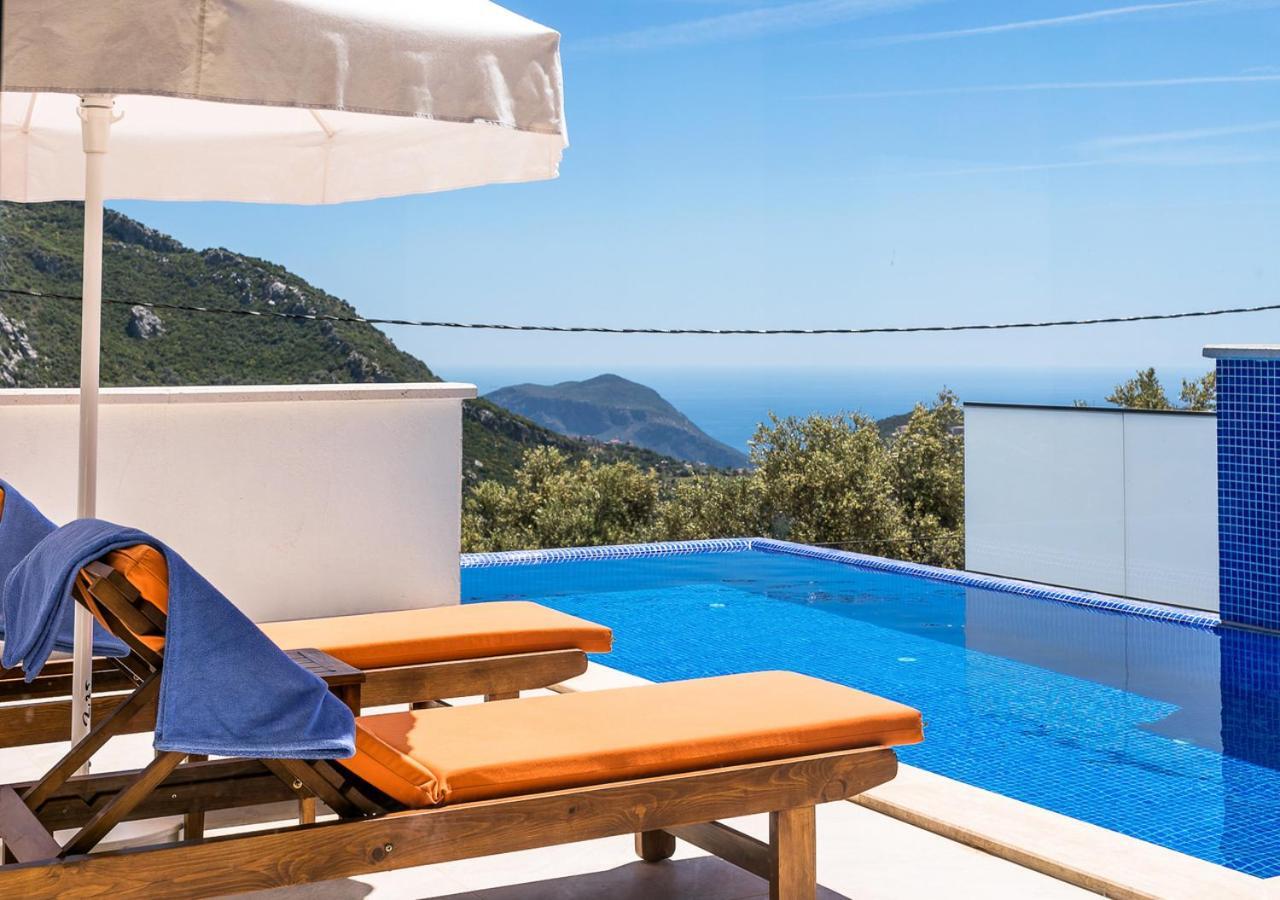 Villa 1 Sleeps 2 Honeymoon Isolated Infinity-Villa Orkide Uzumlu  Exteriör bild