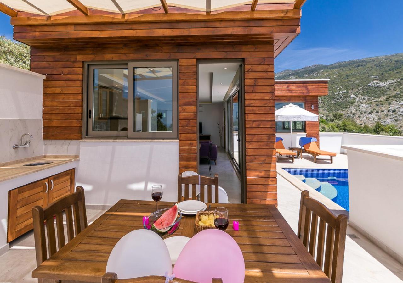 Villa 1 Sleeps 2 Honeymoon Isolated Infinity-Villa Orkide Uzumlu  Exteriör bild